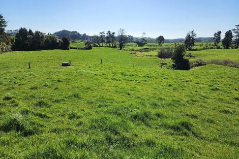 Photo of property in 868 Upland Road, Egmont Village, New Plymouth, 4372