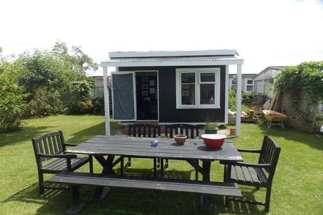 Photo of property in 3 Denbigh Place, Awapuni, Palmerston North, 4412