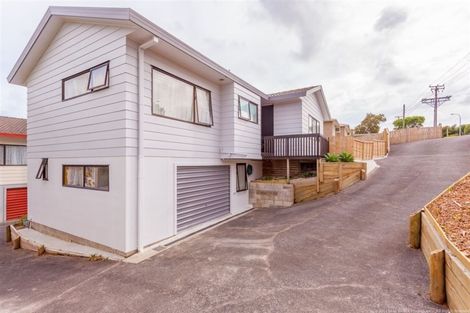 Photo of property in 1/15 Newington Road, Henderson, Auckland, 0612