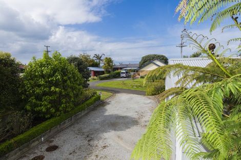 Photo of property in 2 Douglas Street, Okitu, Gisborne, 4010