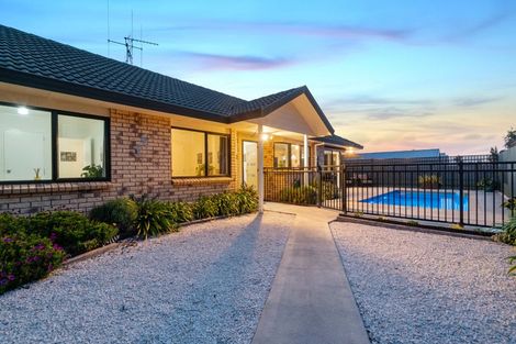 Photo of property in 116 Evans Road, Papamoa Beach, Papamoa, 3118