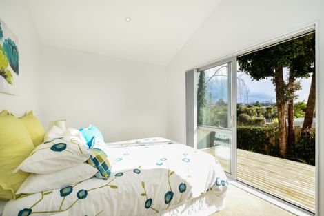 Photo of property in 7a Seymour Road, Sunnyvale, Auckland, 0612