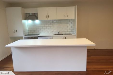 Photo of property in 132 Parkvale Road, Karori, Wellington, 6012