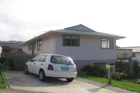 Photo of property in 6 Ribbonwood Terrace, Ranui, Porirua, 5024