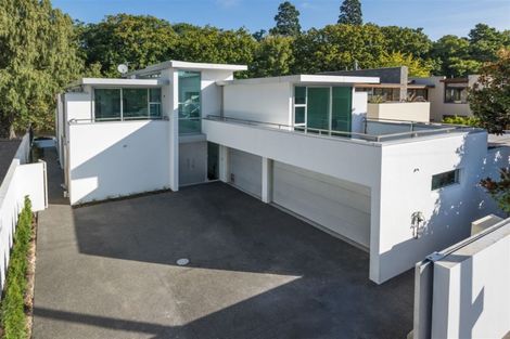 Photo of property in 16 Carlton Mill Road, Merivale, Christchurch, 8014