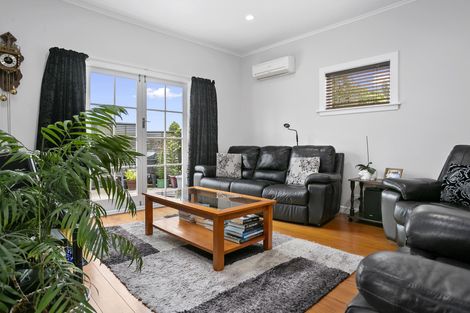 Photo of property in 25 Burwood Road, Matamata, 3400