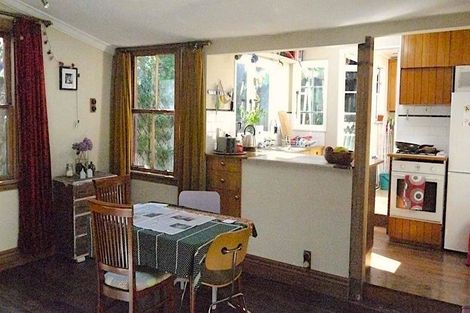 Photo of property in 44 Rolleston Street, Mount Cook, Wellington, 6021