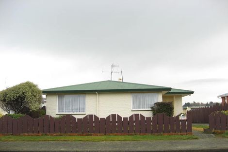 Photo of property in 22 Skye Street, Heidelberg, Invercargill, 9812