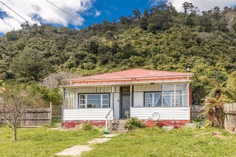 Photo of property in 35 Torea Street, Granity, 7823