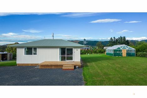 Photo of property in 17 Bakers Road, Waimate, 7978