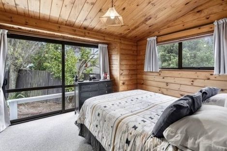 Photo of property in 3 St Annes Crescent, Wattle Downs, Auckland, 2103