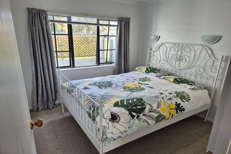 Photo of property in 2a Spriggs Crescent, Greenmeadows, Napier, 4112