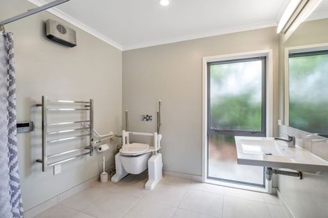 Photo of property in 3 Crabapple Close, Milson, Palmerston North, 4414