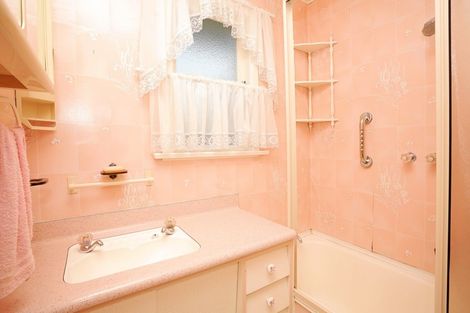 Photo of property in 6 Pine Crescent, Hargest, Invercargill, 9810