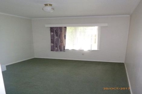 Photo of property in 8 Fairdene Avenue, Henderson, Auckland, 0610