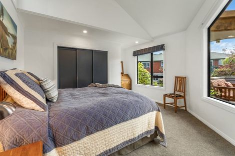 Photo of property in 10 Sunninghurst Drive, Fairfield, Dunedin, 9018