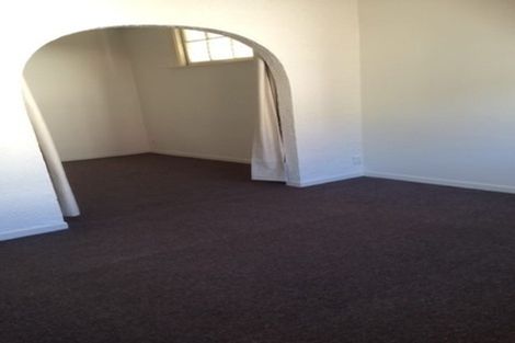 Photo of property in 10 Porritt Avenue, Mount Victoria, Wellington, 6011