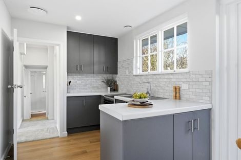 Photo of property in 37 Allard Street, Edgeware, Christchurch, 8013