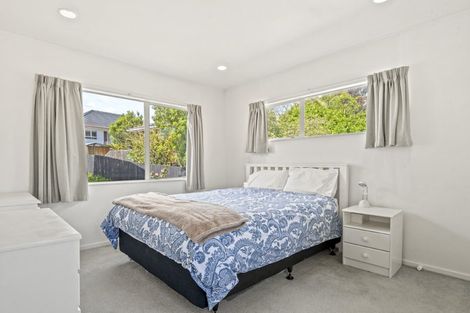 Photo of property in 1/46 Blakeborough Drive, Forrest Hill, Auckland, 0620