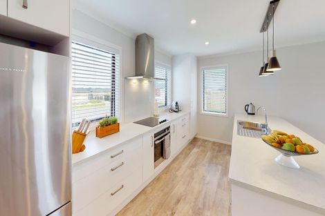 Photo of property in 6 Corsica Court, Fitzherbert, Palmerston North, 4410