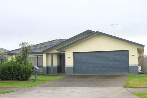 Photo of property in 19 Caltra Place, East Tamaki, Auckland, 2016