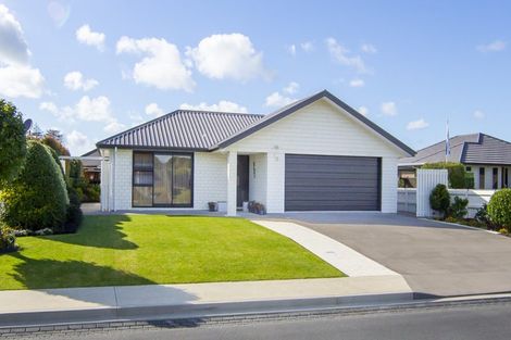 Photo of property in 15 Celtic Place, Waipu, 0510