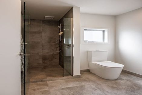 Photo of property in 6/1 Nikau Grove, Woburn, Lower Hutt, 5010