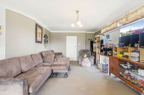 Photo of property in 57 Red Hill Road, Red Hill, Papakura, 2110