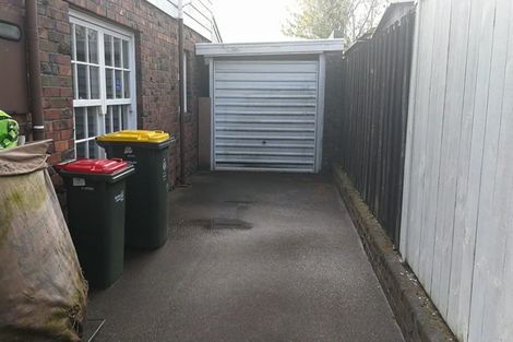 Photo of property in 13 Glenmore Road, Sunnyhills, Auckland, 2010