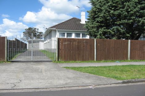 Photo of property in 38 Arimu Road, Papakura, 2110