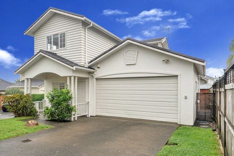 Photo of property in 15 Mulvaney Crescent, Henderson, Auckland, 0612