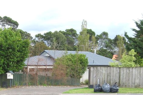 Photo of property in 13 Glenbury Place, Massey, Auckland, 0614