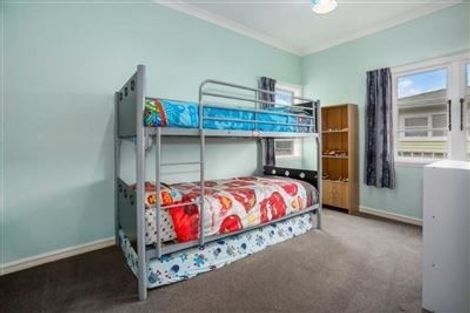 Photo of property in 46 Kirk Street, Otaki, 5512