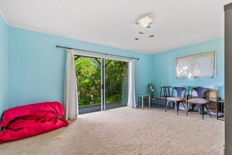 Photo of property in 51 Aberdeen Road, Castor Bay, Auckland, 0620