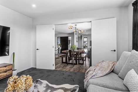 Photo of property in 31 Angus Place, Rangiora, 7400