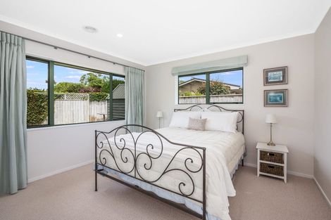 Photo of property in 6 Horopito Road, Waikanae, 5036