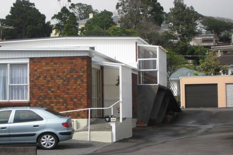 Photo of property in 303b Devon Street West, New Plymouth, 4310