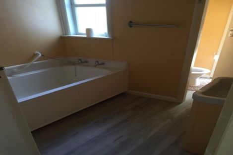 Photo of property in 138 Parkers Road, Tahunanui, Nelson, 7011