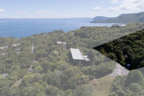 Photo of property in 45 Whakamoenga Point, Acacia Bay, Taupo, 3385
