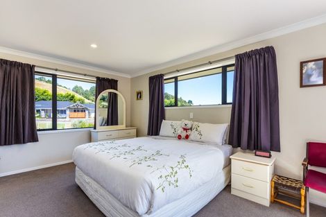 Photo of property in 63a Dalmore Way, Acacia Bay, Taupo, 3385
