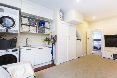 Photo of property in 73 Wyndham Road, Pinehaven, Upper Hutt, 5019