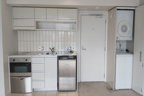 Photo of property in Halsey Apartments At Lighter Quay, 508/77 Halsey Street, Auckland Central, Auckland, 1010