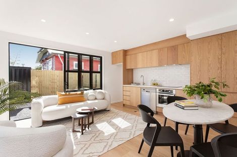 Photo of property in 1/13 Moa Place, Christchurch Central, Christchurch, 8013