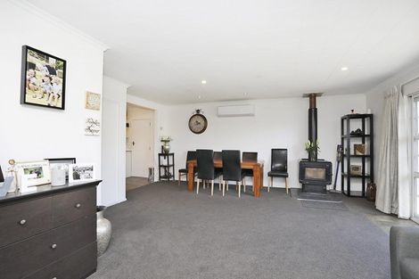 Photo of property in 3 Watt Road, Otatara, Invercargill, 9879
