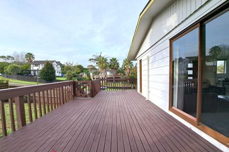 Photo of property in 12 Wilkinson Way, Browns Bay, Auckland, 0630