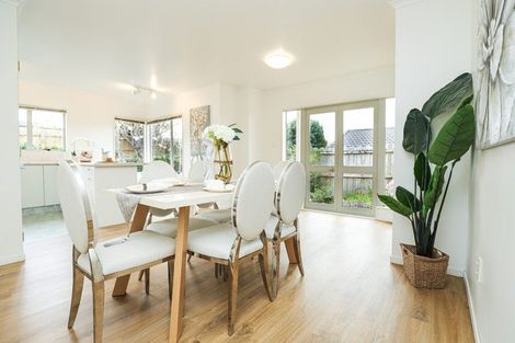 Photo of property in 11 Amherst Place, Albany, Auckland, 0632