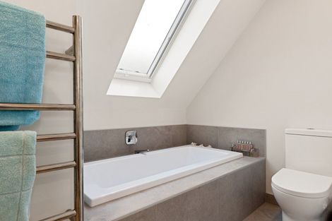 Photo of property in 21 Matai Street East, Riccarton, Christchurch, 8011