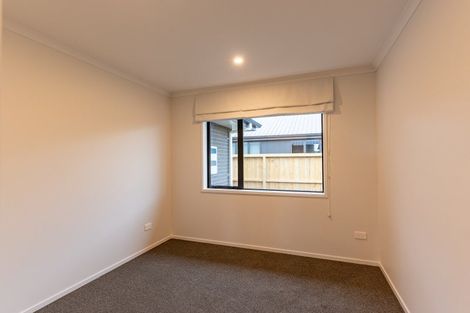 Photo of property in 112 Kaurinui Crescent, One Tree Point, 0118