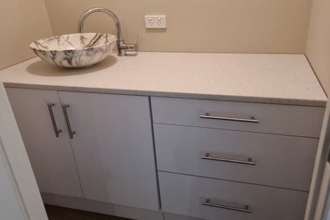 Photo of property in 92b Scott Road, Stanmore Bay, Whangaparaoa, 0932