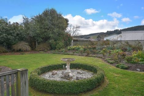 Photo of property in 32 Lynas Street, Outram, 9019